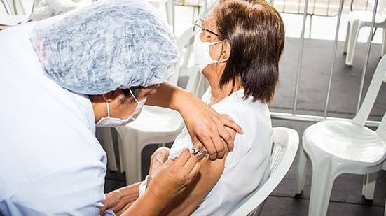 Imagem 1.260.394 doses das vacinas contra a Covid-19 foram aplicadas em Alagoas