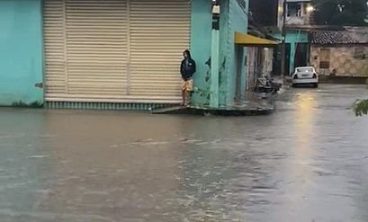 Imagem Chuvas: Maceió recebe R$ 478 mil para demolições e construção de muro de contenção