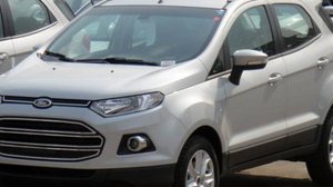 Veículo adulterado é um Ford Ecoesport de cor prata | Foto: Reprodução / Internet