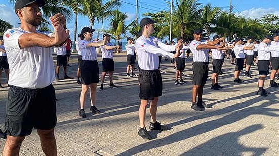 Primeira aula de educação física do Curso de Formação reuniu 135 candidatos em Maceió | Foto: Ascom PC