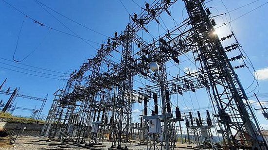 Imagem Trabalhador sofre queimaduras em quase todo o corpo após descarga elétrica em subestação no Clima Bom