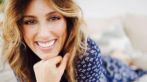 Jennifer Esposito fez desabado nas redes sociais | Reprodução / Facebook