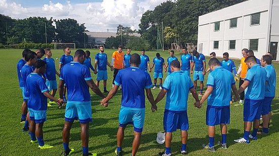 CSA treinou em Cuiabá na terça-feira. Azulão enfrenta o Mixto na Arena Pantanal | Ascom CSA