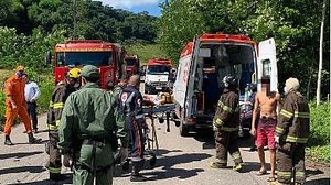 Imagem Capotamento deixa cinco adolescente feridos na AL 105, próximo à Cachoeira do Meirim