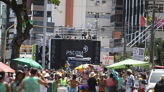 Imagem TNH1: veja o show de imagens do 1º dia das prévias carnavalescas de Maceió