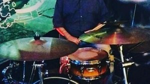 Betinho Batera é um dos principais bateristas da cena musical de Alagoas | Foto: Reprodução