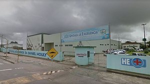 Vítima foi levada para a Unidade de Emergência de Arapiraca, onde está internada | Reprodução Google