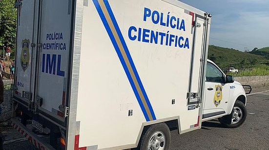 Os Institutos de Criminalística (IC) e Médico Legal (IML) foram chamados para os procedimentos de perícia e recolhimento do cadáver | Foto: Arquivo/ Polícia Científica