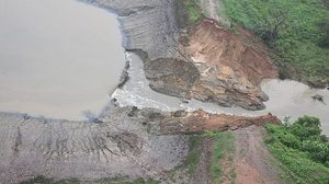 Imagens aéreas mostram rompimento de barragem na Bahia | Secom Bahia