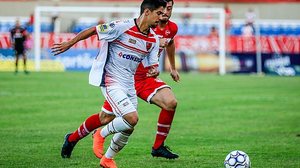 Jogadores do Oeste comemoram o gol da vitória no Rei Pelé | Pei Fon / Portal TNH1