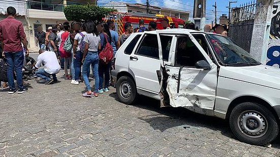 Maria José estava no Fiat Uno atingido por moto | Gisélia Santos/TV Pajuçara