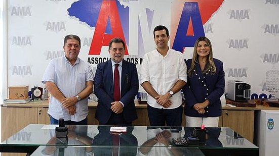 Procurador-Geral discute transparência com com presidente da AMA | Divulgação/Assessoria