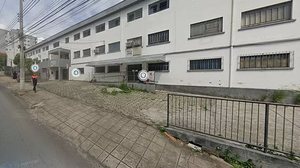 A Polícia Civil de Minas Gerais prendeu um homem que ameaçou de morte a irmã na porta de uma delegacia nesta segunda-feira (14) em Divinópolis (MG) | Reprodução / Google Street View