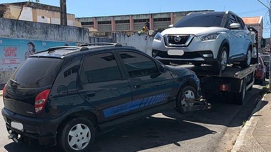 SMTT remove veículos estacionados em locais proibidos | Ascom SMTT