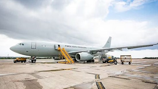 Aeronave KC-30 deve ser utilizada na repatriação de brasileiros no Libano | SO Johnson/Força Aérea Brasileira