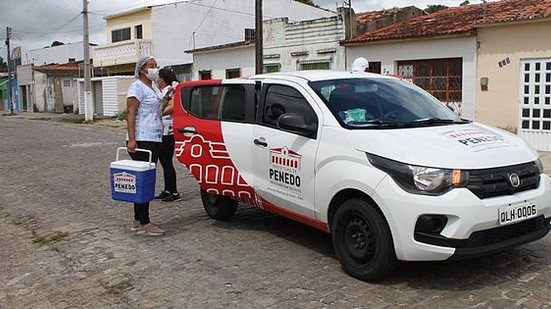 Imagem "Vacina no braço, pão na mão": Prefeitura de Penedo vai distribuir 1.500 pães por dia para aumentar adesão à vacinação