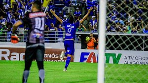 Lohan comemora o primeiro gol do jogo | Pei Fon / TNH1