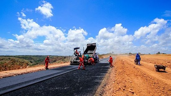 Imagem Obras de pavimentação avançam na Ecovia Norte