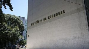 Imagem União terá dificuldade em pagar salários sem reforma da Previdência, diz governo