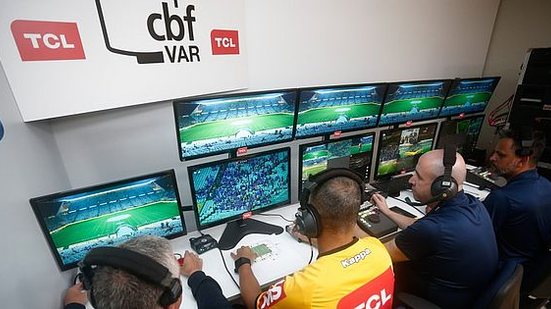 Rei Pelé vai ter uso do VAR pela primeira vez no Campeonato Brasileiro | Livia Villas Boas / Staff Images