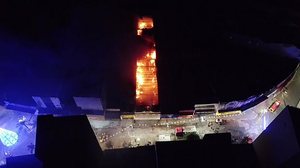 Imagem Imagens de drone mostram incêndio nas Lojas Imperador