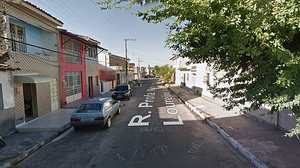 Soldado tentou impedir um assalto quando foi baleado três vezes, no bairro do Prado, em Maceió | Reprodução / Google Street View