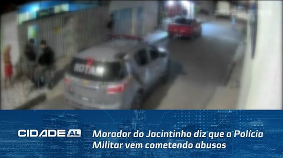 Morador do Jacintinho diz que a Polícia Militar vem cometendo abusos na porta da casa dele