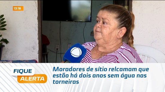 Moradores de sítio relcamam que estão há dois anos sem água nas torneiras