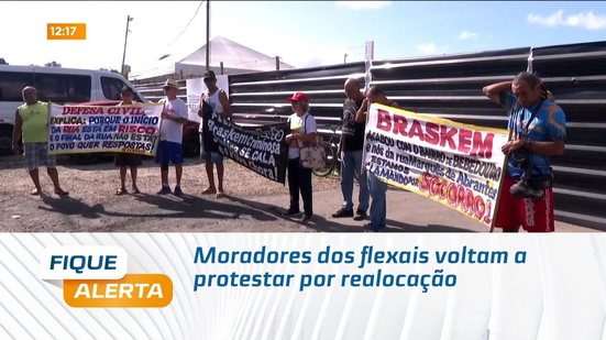 Moradores dos flexais voltam a protestar por realocação