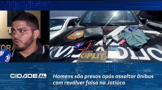 Homens são presos após assaltar ônibus com revólver falso na Jatiúca