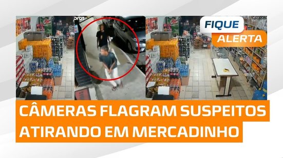 Imagens de câmeras de segurança flagram suspeitos atirando dentro de mercadinho