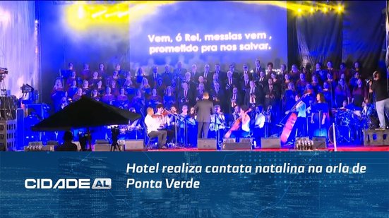 Hotel realiza cantata natalina na orla de Ponta Verde