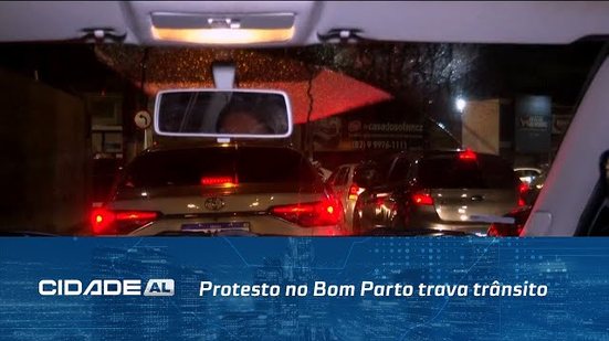 Ao Vivo: Protesto no Bom Parto trava trânsito