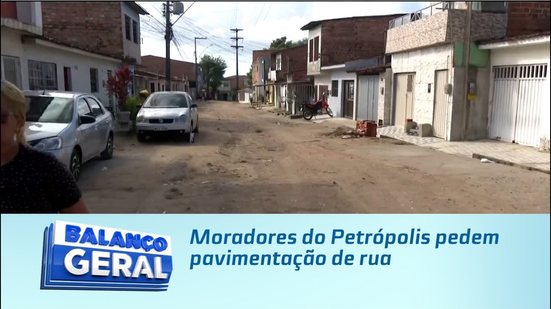 Moradores do Petrópolis pedem pavimentação de rua