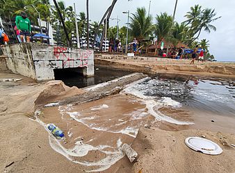 Trecho da Praia de Ponta Verde 