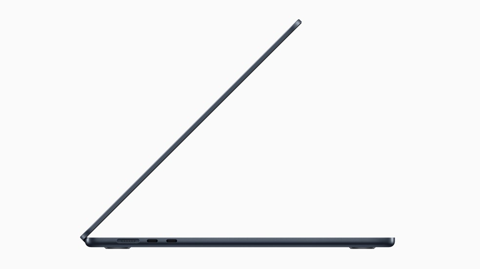 MacBook Air de 15 polegadas tem 11,5 mm de espessura &amp;mdash; Foto: Divulga&amp;ccedil;&amp;atilde;o/Aple